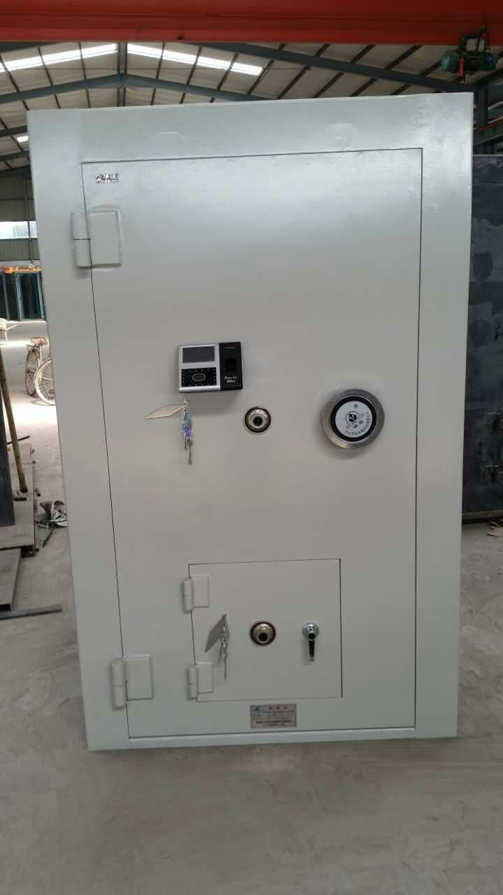 ����ʶ��ǹ����003